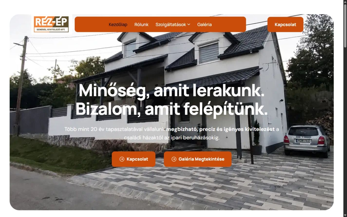 A Réz-ÉP weboldal képernyőképe a navigációval és a nyitó szakasszal.